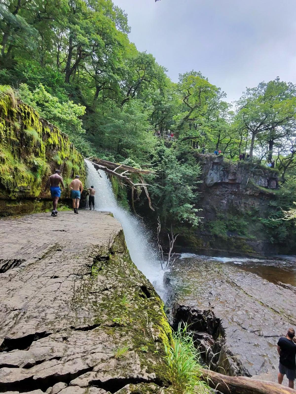 Trekking